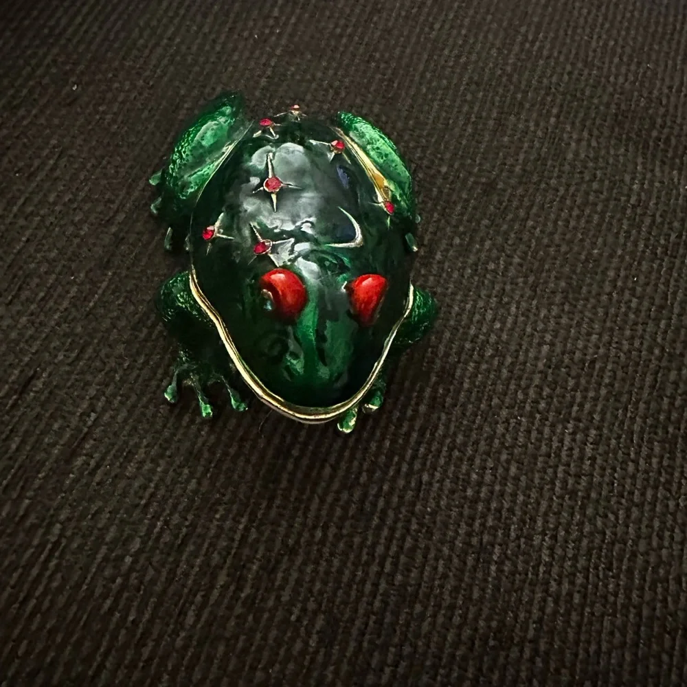 Green and Red trinket Decorative Frog Figurine